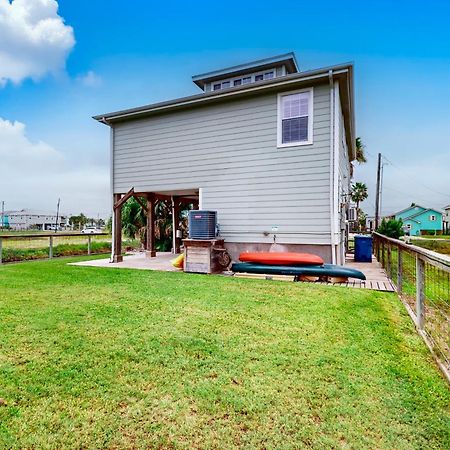Festive Beach Retreat ロックポート エクステリア 写真